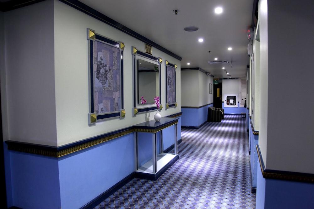 Orchid Hotel Deira Дубай Екстериор снимка