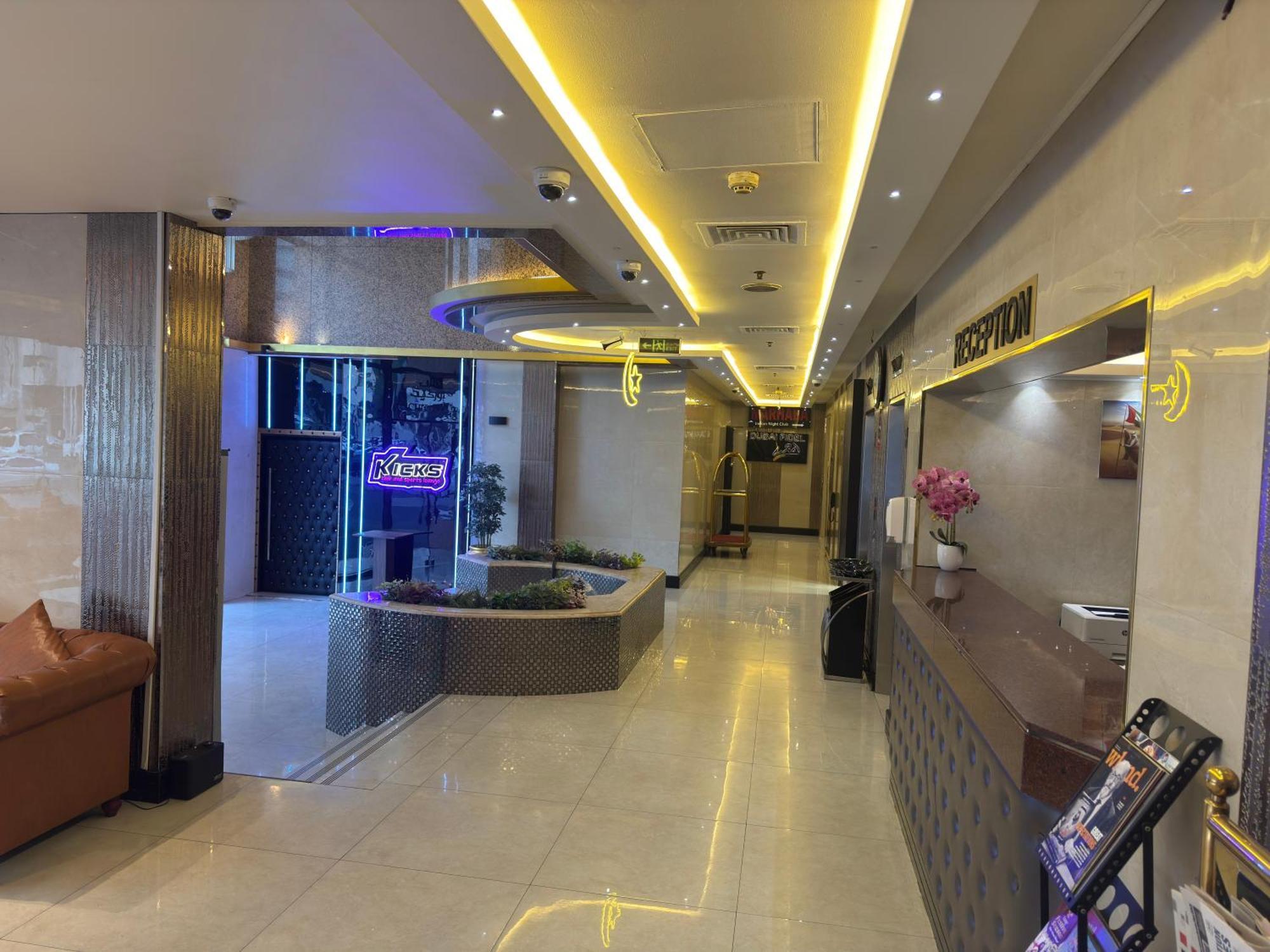 Orchid Hotel Deira Дубай Екстериор снимка