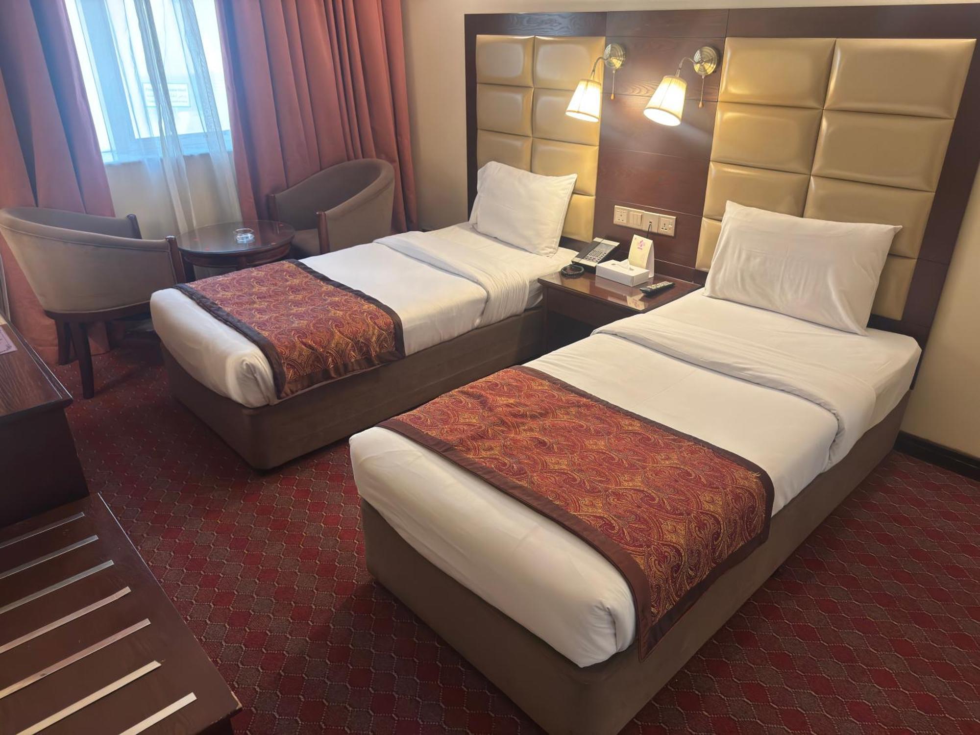 Orchid Hotel Deira Дубай Екстериор снимка