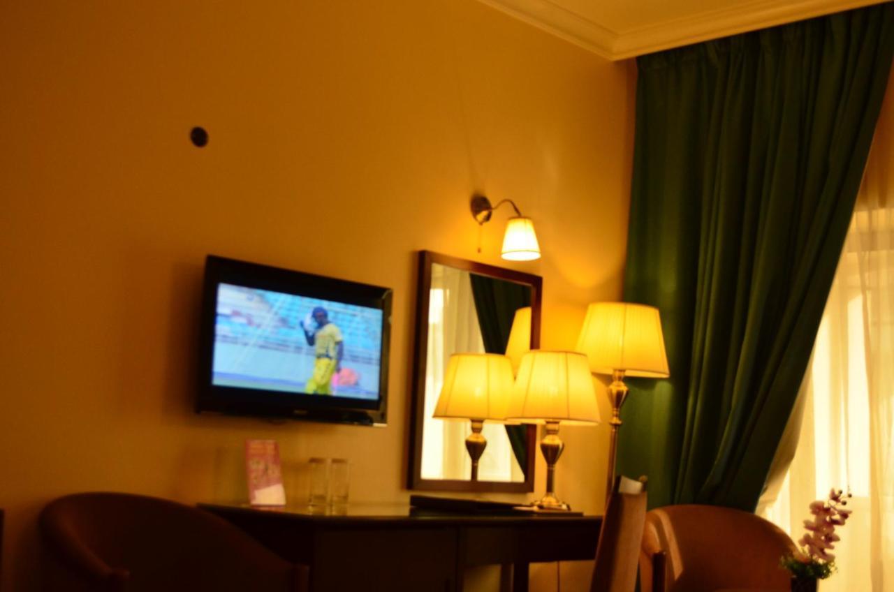 Orchid Hotel Deira Дубай Екстериор снимка